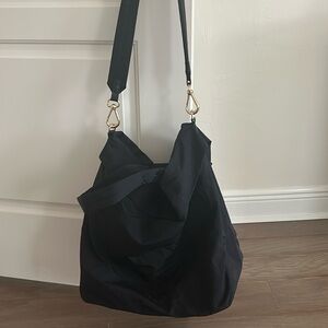 Lululemon XL gym bag
